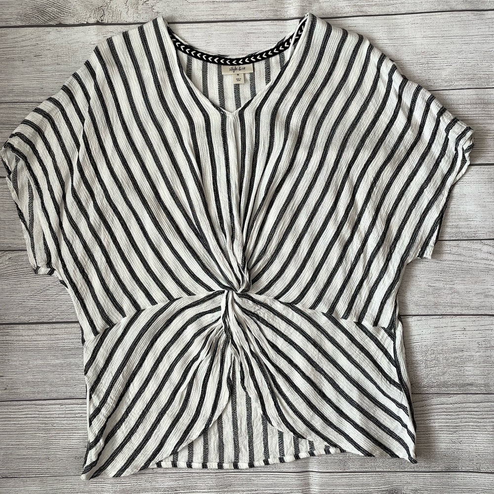 V Neck Twist Peplum Top
